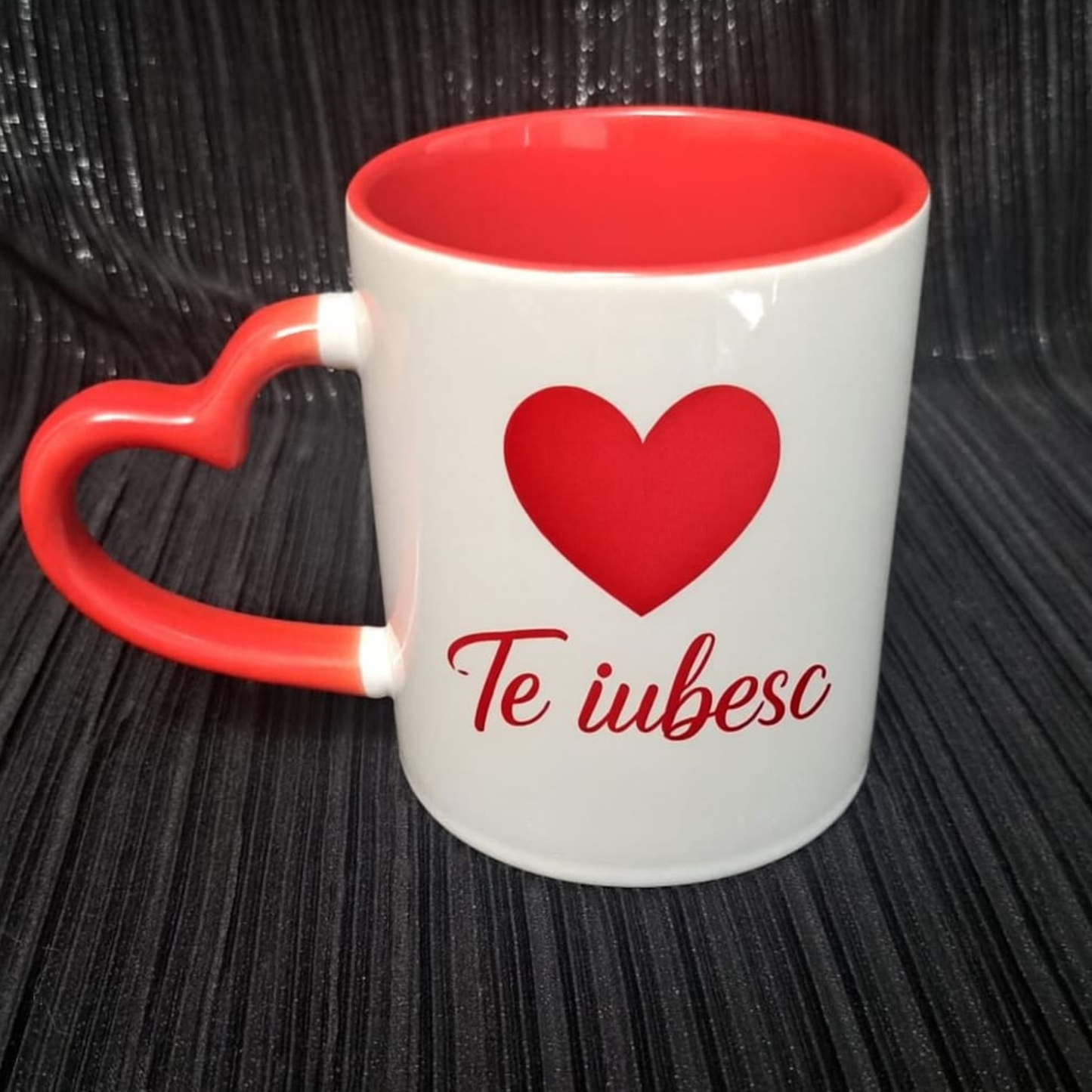 Cana cu maner in forma de inima personalizata